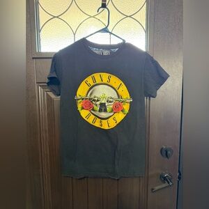 Guns N Roses 2022 Black Short Sleeve Tee